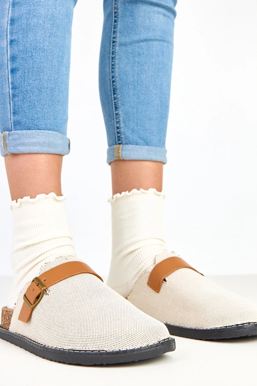 Zapatillas marrones en plataforma de... Zapatillas marrones en plataforma de...