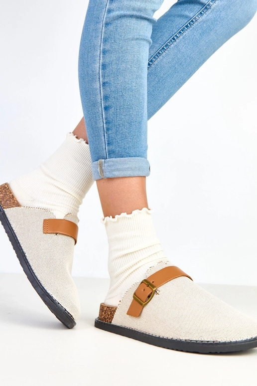 Zapatillas marrones en plataforma de... Zapatillas marrones en plataforma de...