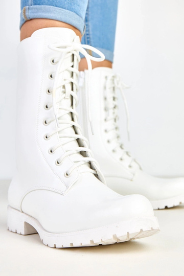 Botines blancos de bajo... 2