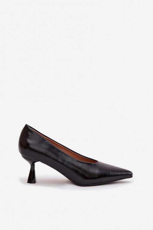 con efecto barniz Zapatos con tacones finos de color negro Gavrielle