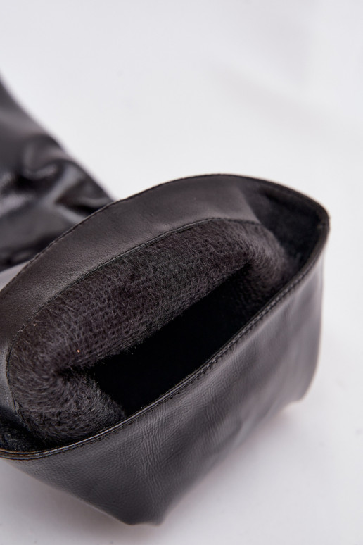 con efecto barniz botas de mujer En un tacón bajo de color negro Mireva con efecto barniz botas de mujer En un tacón bajo de color negro Mireva