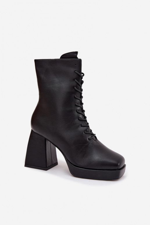Botas de mujer calentamiento con tacones con un encaje de color negro Juvina Botas de mujer calentamiento con tacones con un encaje de color negro Juvina