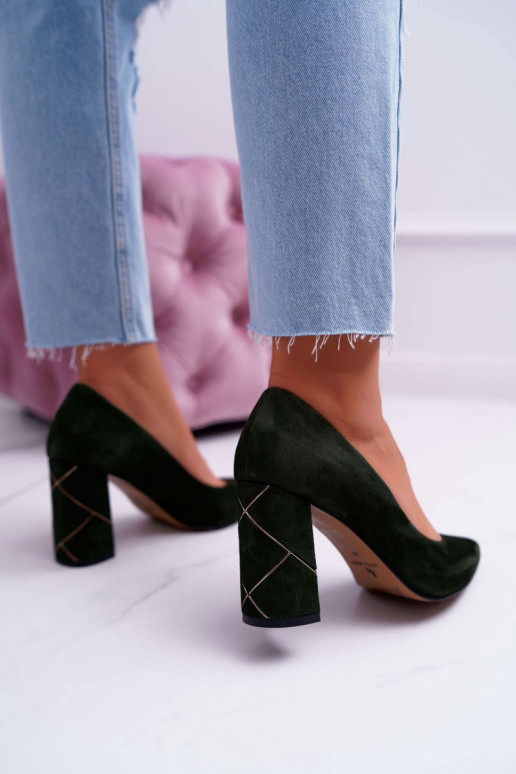 Zapatos Femenino Laura Messi de gamuza color verde 2050