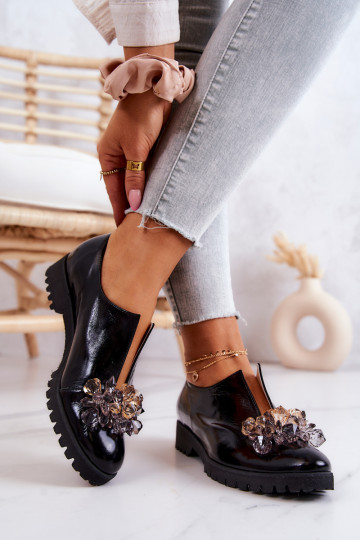 Estilo elegante Piel zapatos con adornos de color negro Cindy