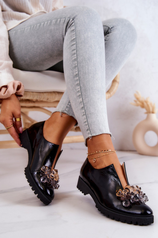 Estilo elegante Piel zapatos con adornos de color negro Cindy Estilo elegante Piel zapatos con adornos de color negro Cindy