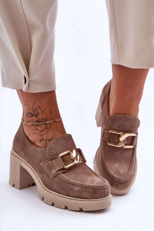 Estilo elegante zapatos con tacones con detalles dorados beige Lemar Harmell Estilo elegante zapatos con tacones con detalles dorados beige Lemar Harmell