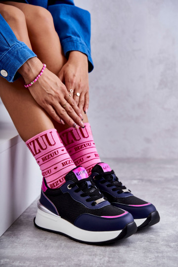 Femenino zapatillas en una cuña GOE KK2N4081 Negro y-azul oscuro