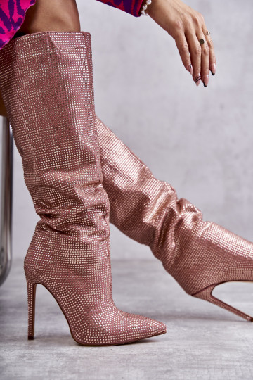 De moda botas con tacones finos con ojos centelleantes color rosa Lovisa