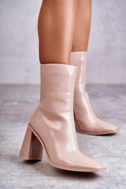 Femenino con efecto barniz Botas botas beige Tiene quergit Femenino con efecto barniz Botas botas beige Tiene quergit