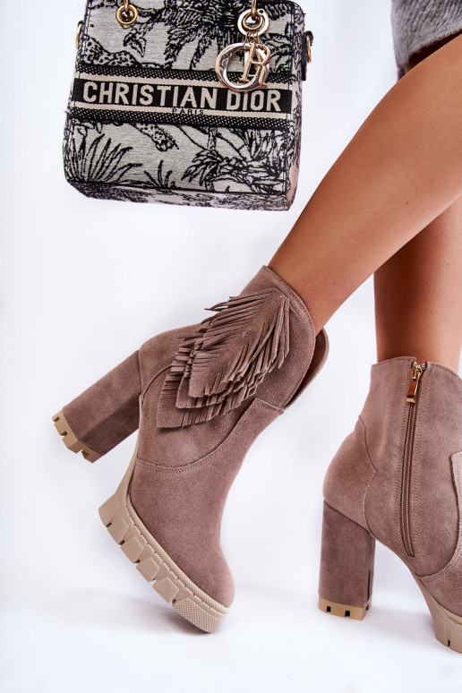 Zapatos de gamuza con una plataforma LeAski Shoes 3251 color capuchino Zapatos de gamuza con una plataforma LeAski Shoes 3251 color capuchino