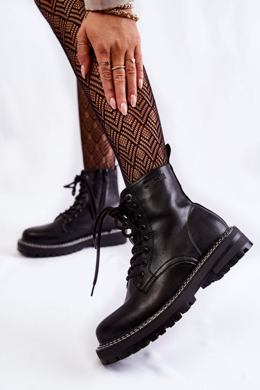 Femenino Botas con una plataforma Big Star KK274538 de color negro Femenino Botas con una plataforma Big Star KK274538 de color negro