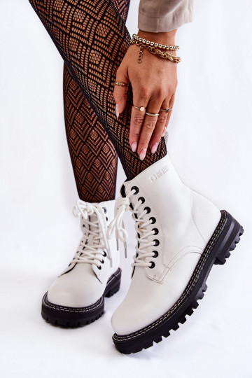 Femenino Botas con una plataforma Big Star KK274539 el color blanco 2