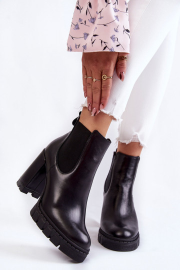 Piel Botas Suavemente con tacones de color negro Eldey