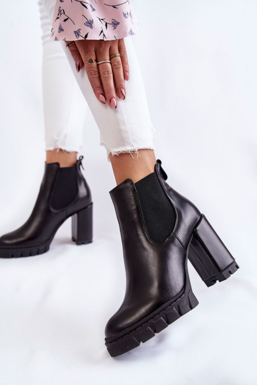 Piel Botas Suavemente con tacones de color negro Eldey