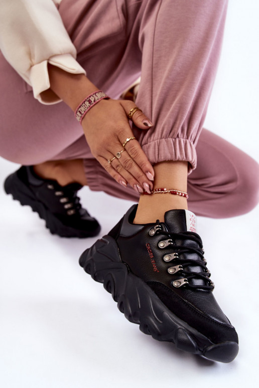 Femenino Zapatillas modelo zapatos. con una plataforma Cross Jeans KK2R4073C de color negro Femenino Zapatillas modelo zapatos. con una plataforma Cross Jeans KK2R4073C de color negro