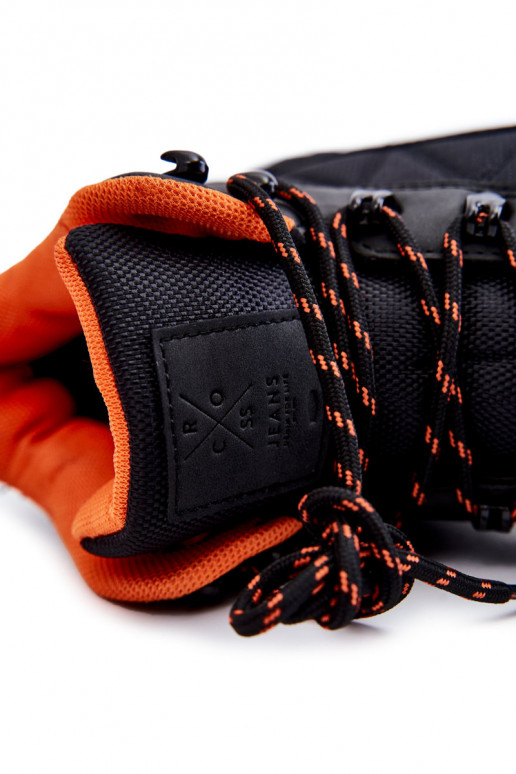 Tiene quesculino botas de montaña calentamiento Cross Jeans KK1R4018C de color negro Tiene quesculino botas de montaña calentamiento Cross Jeans KK1R4018C de color negro