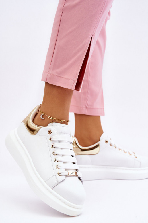 Femenino zapatillas GOE LL2N4011 Blanco-color dorado