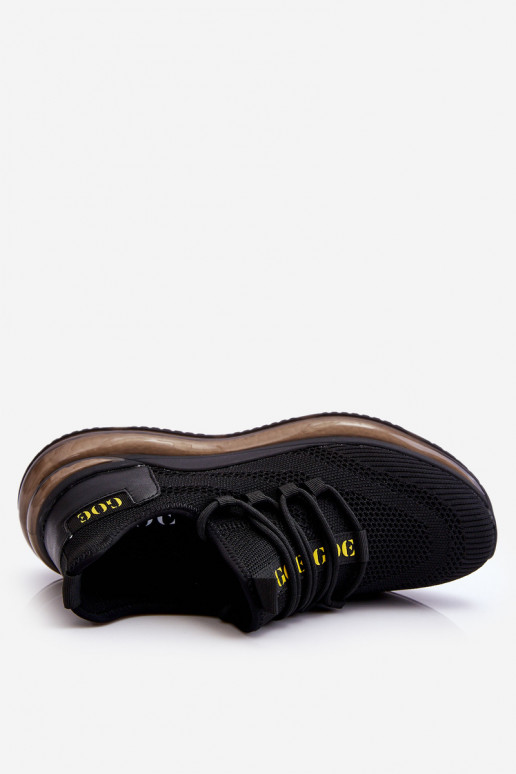 Un modelo convincente Tiene quesculino zapatillas GOE LL1N4024 de color negro