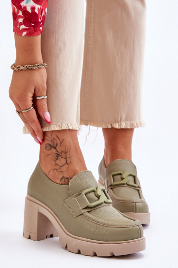 Zapatos elegantes con tacones y adornos color verde Lemar Harmell