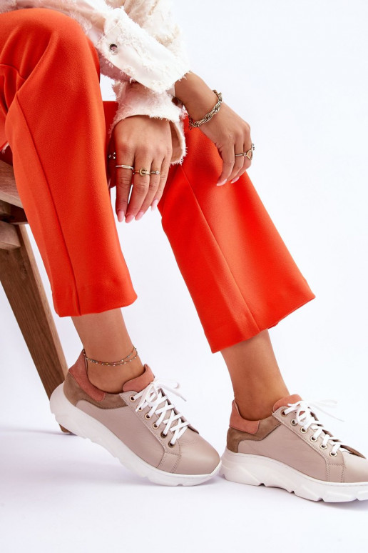 Conveniente Piel zapatillas con una plataforma beige Alisane Conveniente Piel zapatillas con una plataforma beige Alisane