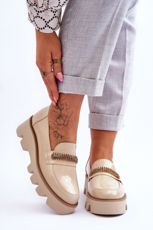 De moda Mocasines con una plataforma con adornos Laura Messi 2600 beige De moda Mocasines con una plataforma con adornos Laura Messi 2600 beige