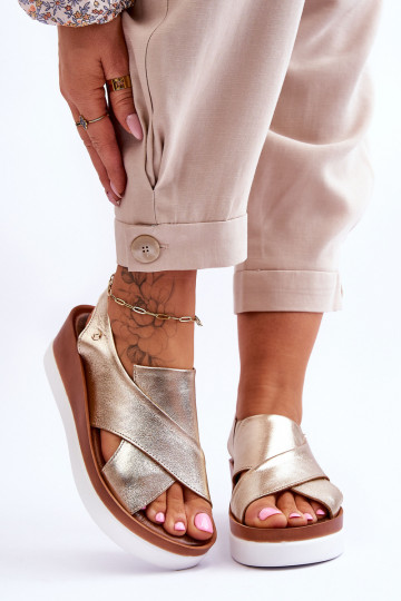 Sandalias de cuero con plataforma color dorado Morgan