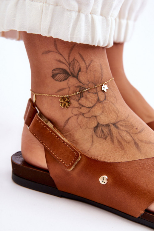 Sandalias de mujer con sujetadores adhesivos color marrón Lemar Addison Sandalias de mujer con sujetadores adhesivos color marrón Lemar Addison