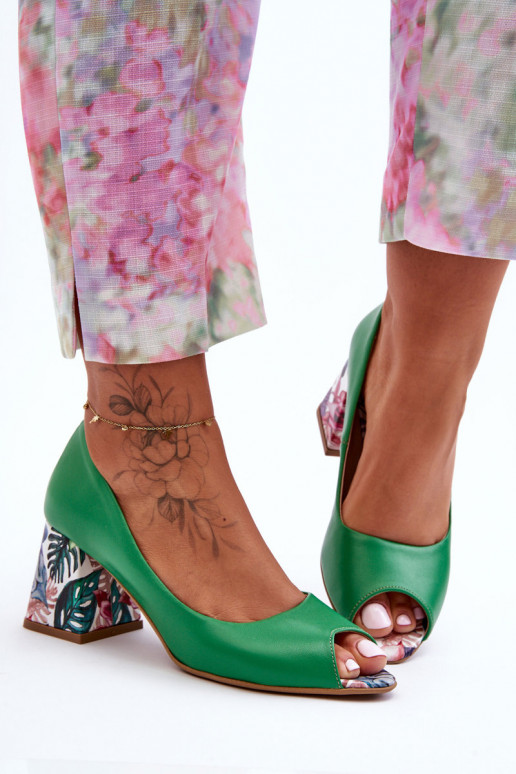 Piel Zapatos con tacones decorados LeAski Shoes 2608/K color verde Piel Zapatos con tacones decorados LeAski Shoes 2608/K color verde