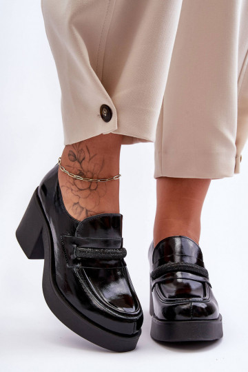 Zapatos de cuero con tacones y adornos color negro Lemar Gelanor
