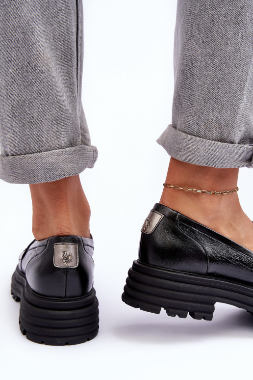 Botines de piel con suela maciza. de color negro Elkiza Botines de piel con suela maciza. de color negro Elkiza