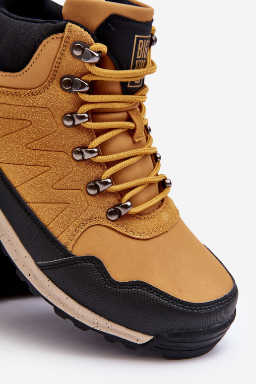 Femenino Botas de montaña con calefacción color marrón Big Star MM274479 Femenino Botas de montaña con calefacción color marrón Big Star MM274479