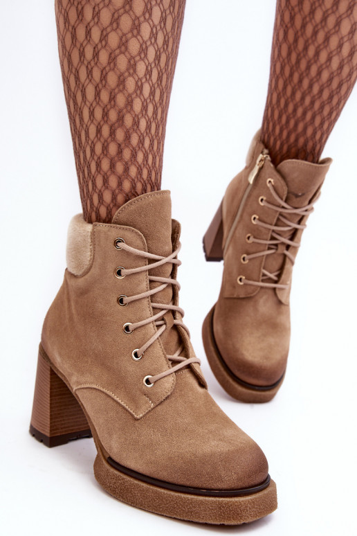 Botas de gamuza con cordones con tacones beige Lemar Flomes Botas de gamuza con cordones con tacones beige Lemar Flomes