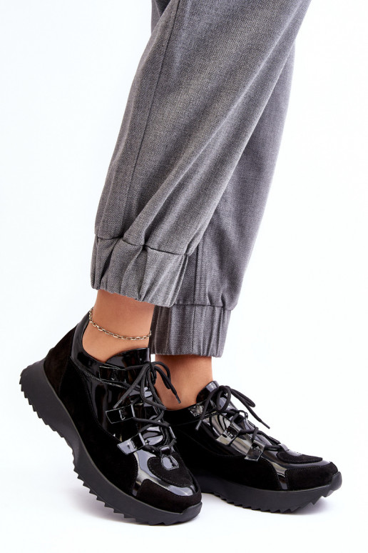 Piel con efecto barniz zapatillas Femenino M01/2 Zazoo de color negro Piel con efecto barniz zapatillas Femenino M01/2 Zazoo de color negro