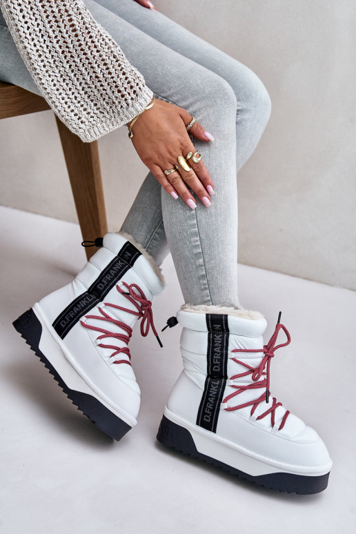 Botas de nieve Femenino Sobre una suela gruesa Vegano D.Franklin DFSH371007 el color blanco Botas de nieve Femenino Sobre una suela gruesa Vegano D.Franklin DFSH371007 el color blanco