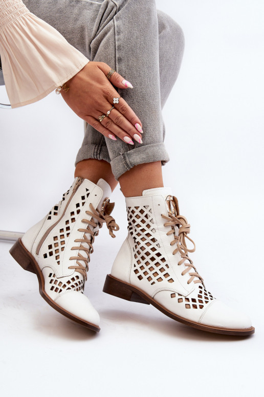 Zazoo 2695 con elementos calados Piel Botas el color blanco Zazoo 2695 con elementos calados Piel Botas el color blanco