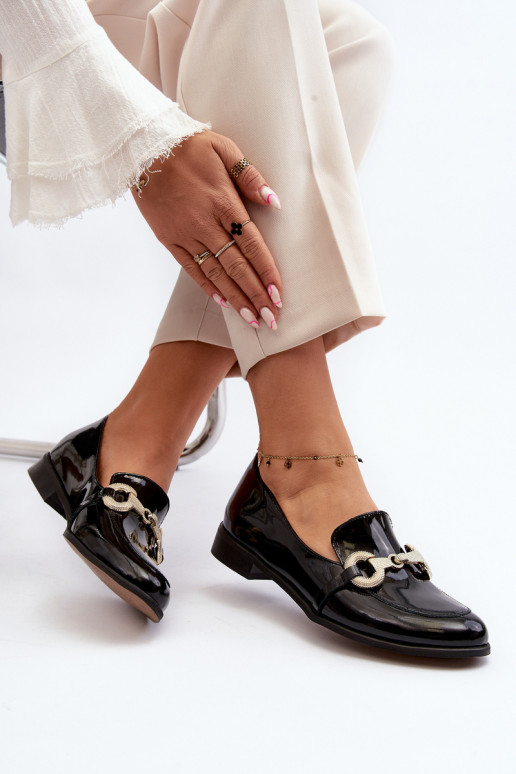 Zazoo 2880 Femenino Mocasines con efecto barniz con adornos de color negro Zazoo 2880 Femenino Mocasines con efecto barniz con adornos de color negro