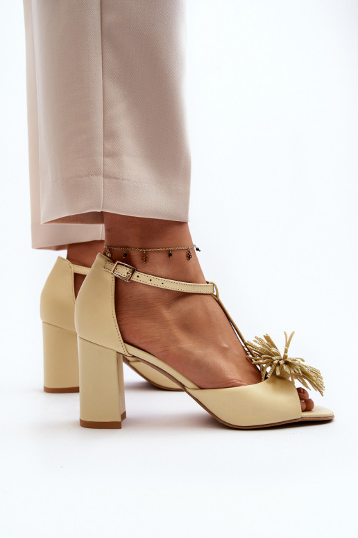 sandalias Piel con tacones con adornos Laura Messi 2758 beige sandalias Piel con tacones con adornos Laura Messi 2758 beige