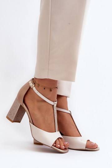 Sandalias de mujer con tacón Laura Messi 2759 color arena 2
