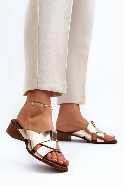 Zazoo 40236 Zapatillas de cuero Femenino En un tacón bajo color dorado Zazoo 40236 Zapatillas de cuero Femenino En un tacón bajo color dorado