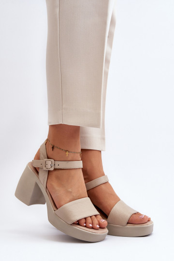 Sandalias de mujer Zazoo 40386 en color arena 2