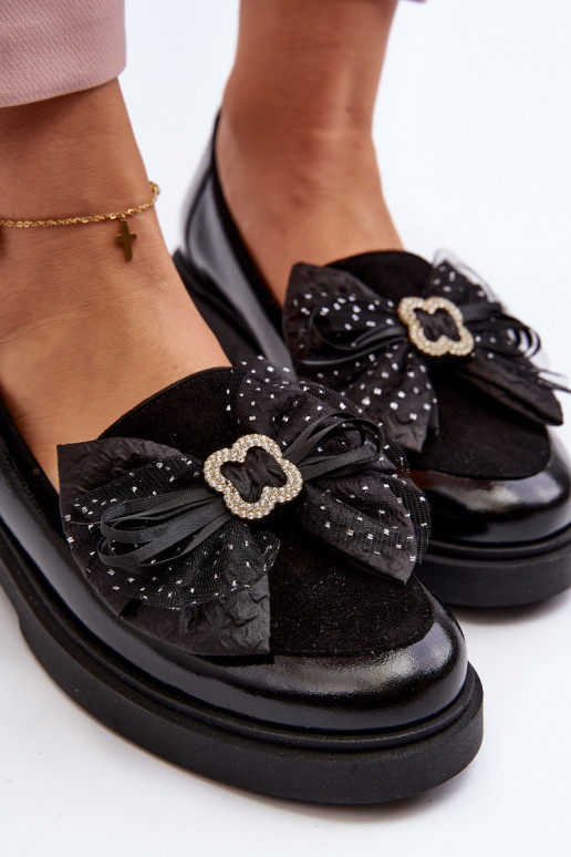 Femenino Mocasines lacados con cintas Laura Messi 2786 de color negro Femenino Mocasines lacados con cintas Laura Messi 2786 de color negro
