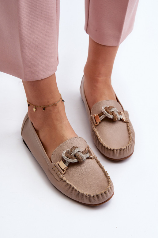 Piel mocasines de mujer con adornos Laura Messi 2761 beige Piel mocasines de mujer con adornos Laura Messi 2761 beige