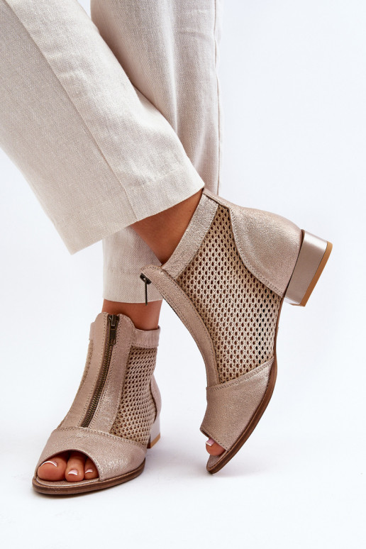 Piel Botas de mujer con tacones anchosOdkrytymi Palcami Tiene queciejka 06413-25 color dorado Piel Botas de mujer con tacones anchosOdkrytymi Palcami Tiene queciejka 06413-25 color dorado