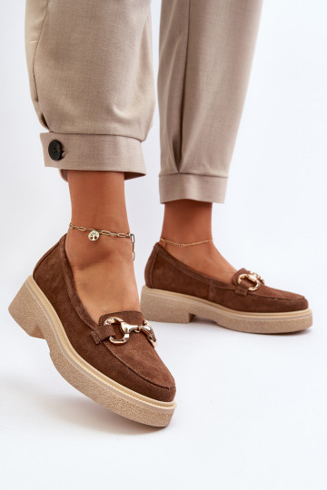 Zazoo 3429 Mocasines de ante para mujer con adornos en color marrón