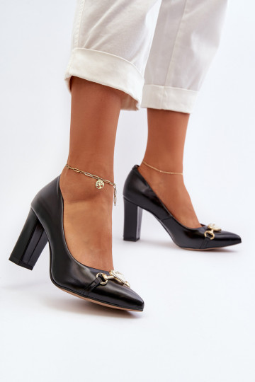 Zazoo 2453/OS Zapatos de cuero con tacones y corazones en color negro
