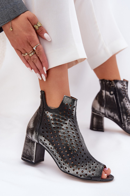 Piel Botas caladas Tiene queciejka 05420-01 de color negro Piel Botas caladas Tiene queciejka 05420-01 de color negro