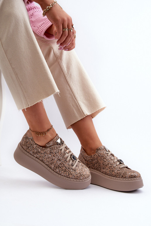 Piel zapatillas con una plataforma Tiene queciejka 06191-10 beige