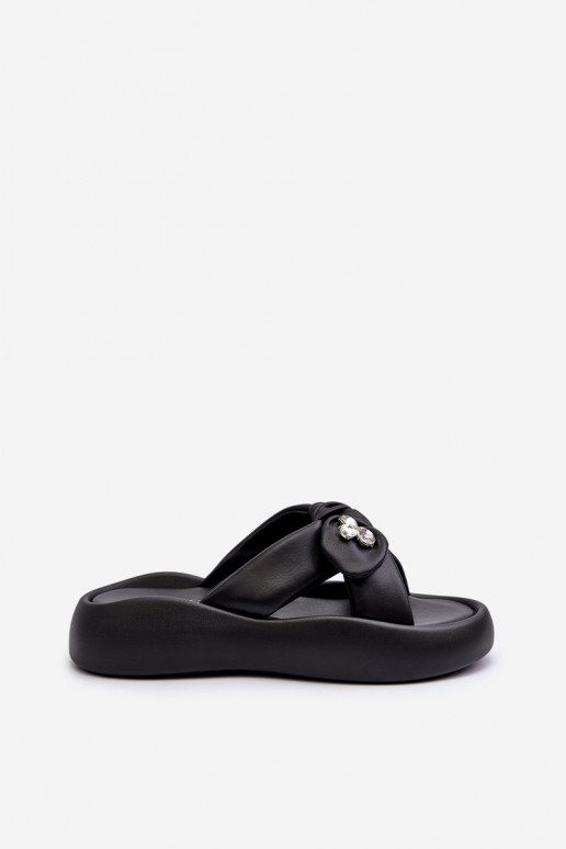 Zapatillas de cuero Femenino con una plataforma de color negro GOE NN2N4110