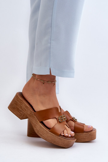 Zazoo 40412 Piel Estilo elegante zapatillas de mujer con detalles dorados color marrón 2