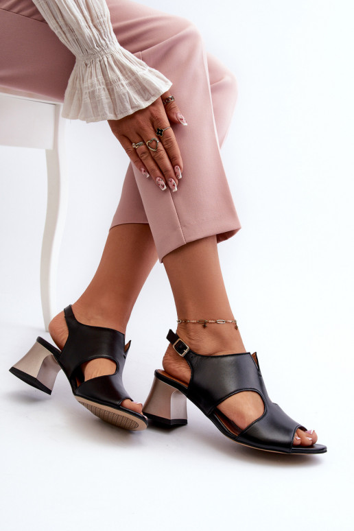 Sandalias de mujer Piel con tacones Tiene queciejka 06566-01 de color negro Sandalias de mujer Piel con tacones Tiene queciejka 06566-01 de color negro